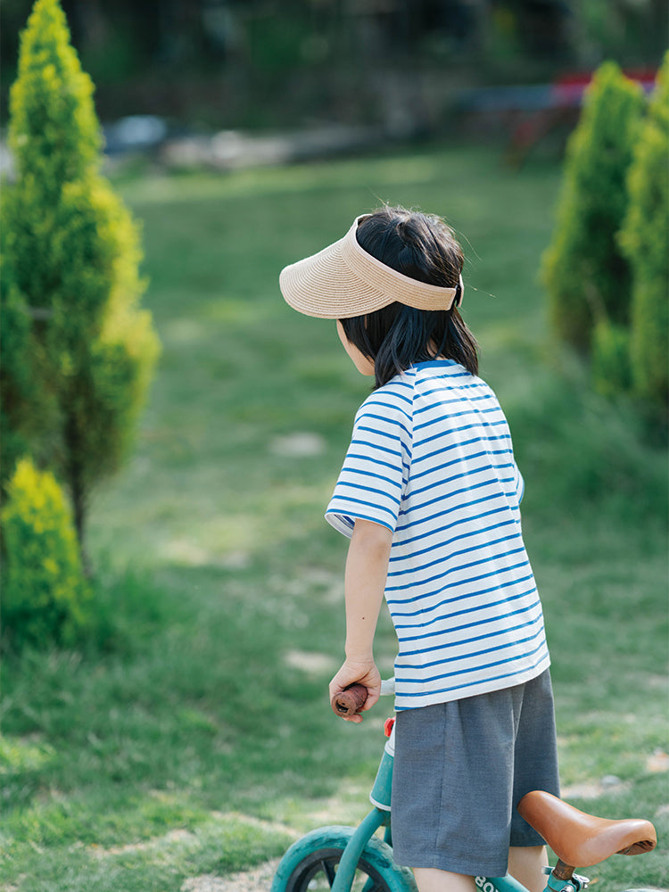 ArborTree organic cotton baby blue and white striped short sleeve T-shirt for kids, soft and natural fabric.