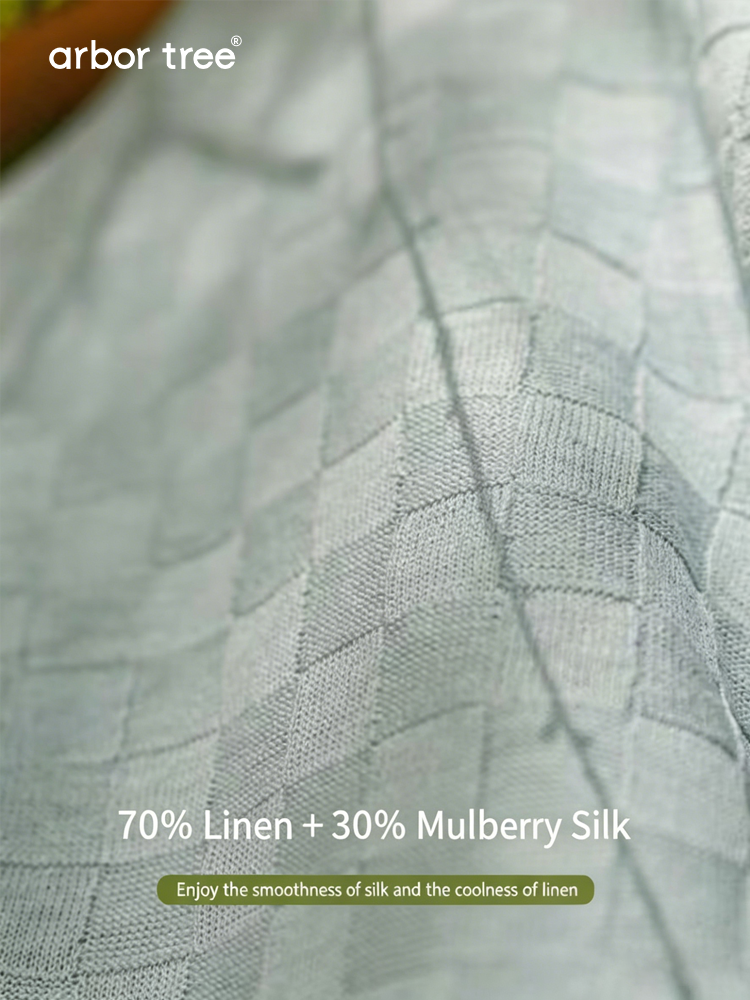 Baby checkered summer short-sleeve T-shirt made of 70% linen and 30% mulberry silk from arbortree, featuring a cute matching set.