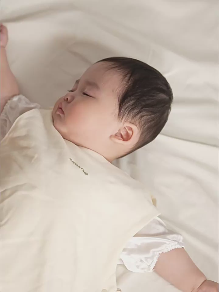 ArborTree 100% Natural Organic Cotton Checkered Baby Blanket, Small Quilt, Infant Blanket, Swaddle Blanket