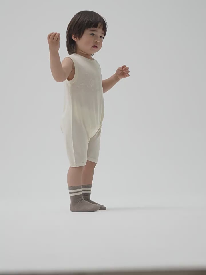ArborTree  100% Natural Mulberry Silk Baby Sleeveless Bodysuit