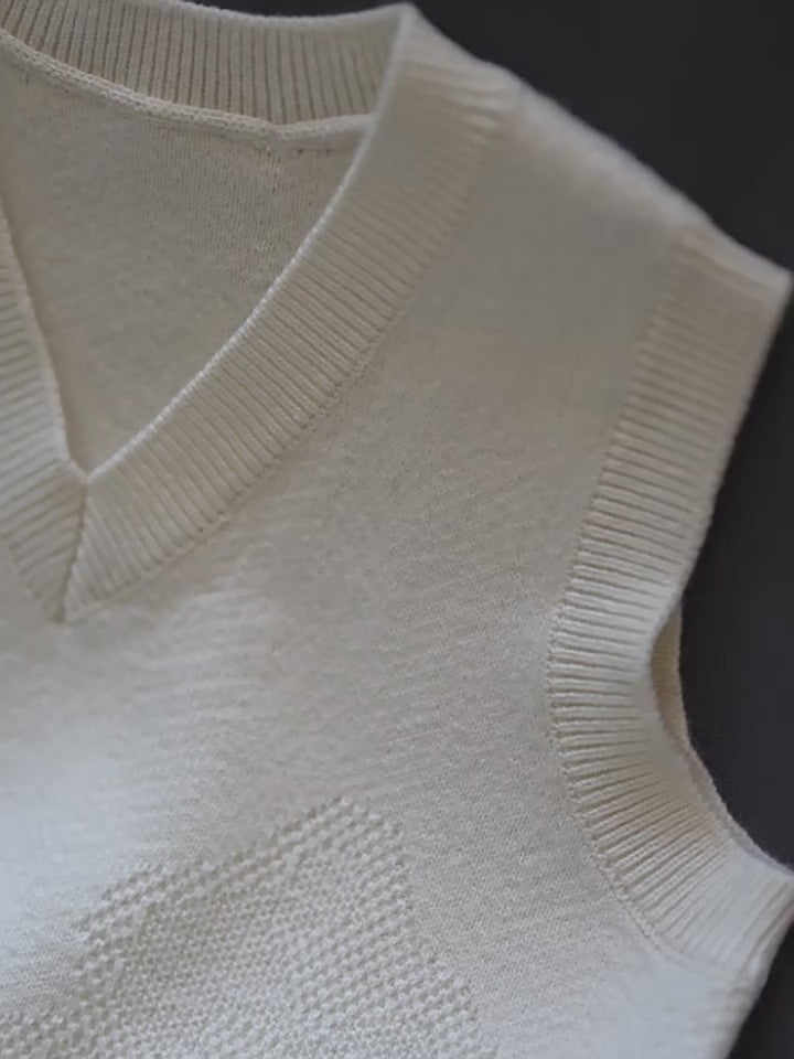 Arbortree 95% organic cotton + 5% cashmere organic cashmere 3D pattern vest